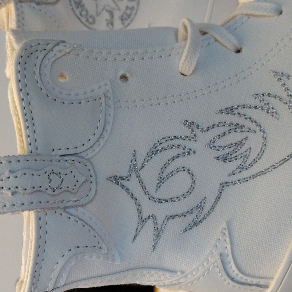 Converse Women's Chuck 70 De Luxe Heel Western Embroidered. 7.5 - Picture 11 of 15